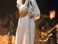 FlorenceAndTheMachine_LanxessArena_2019_by_RUNE_FLEITER_030
