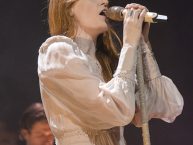 FlorenceAndTheMachine_LanxessArena_2019_by_RUNE_FLEITER_059