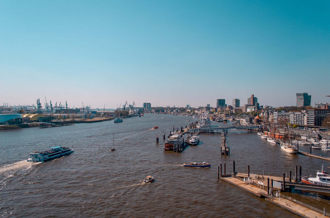 Hamburg Hafen von der Elbphilharmonie