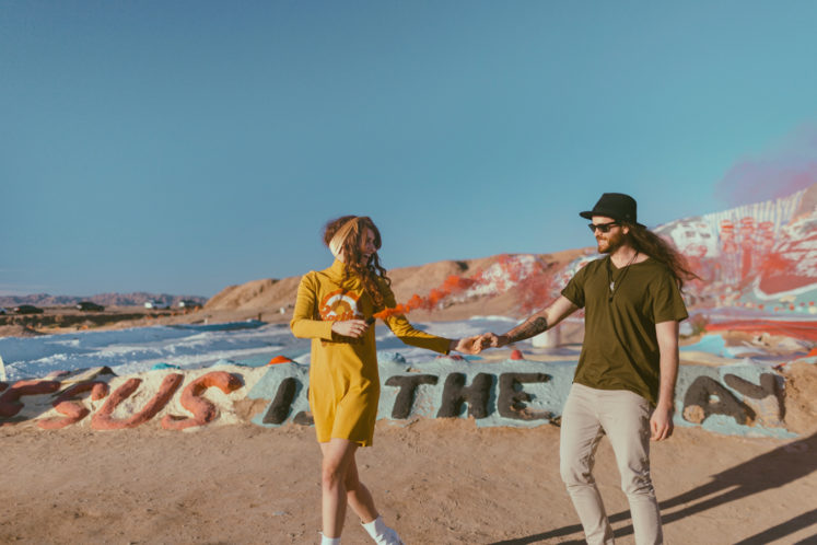 Video: Fox and Bones - Running Free