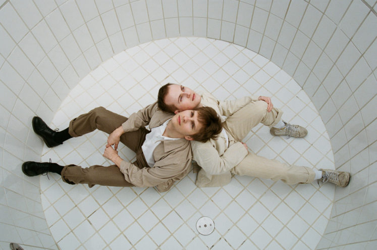 JOLPHIN_7_(c)_Philipp Hoelzgen _web